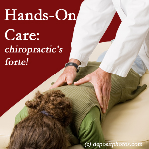 picture of Fernandina Beach chiropractic hands-on treatment